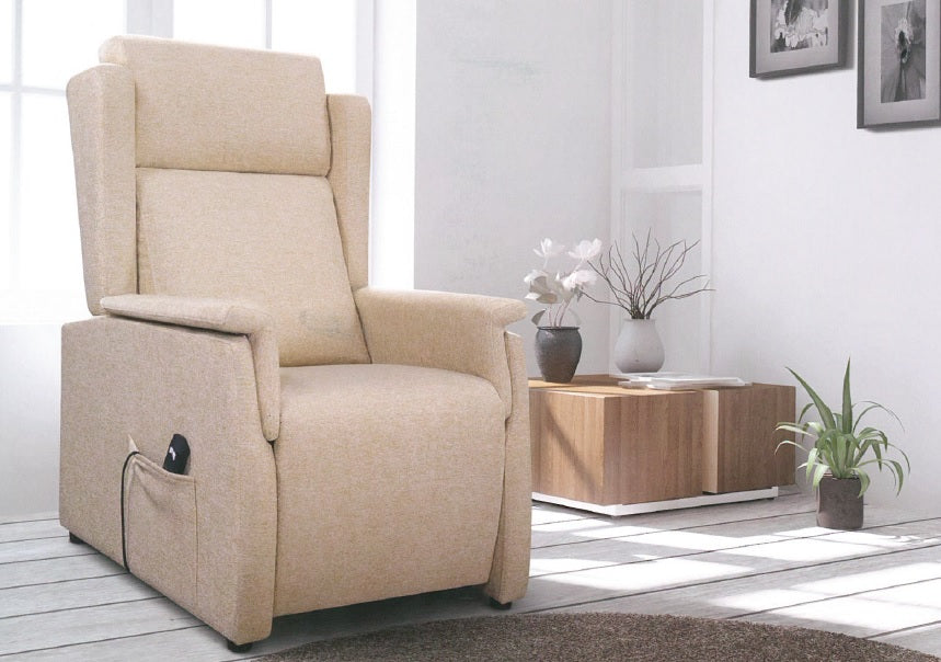 Poltrona ÉVORA – Maple Residencial com Articulação Elétrica